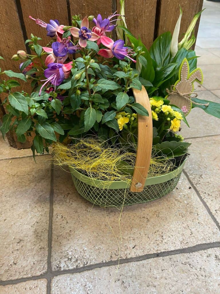 paques composition 4